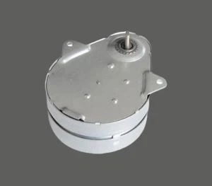 Синхронен двигател с въртящ момент